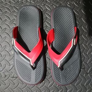 Men Black & Red Rubber Flat Sandals
